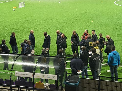 Grote opkomst VVSB-jeugdtrainers bij Avondje RINUS